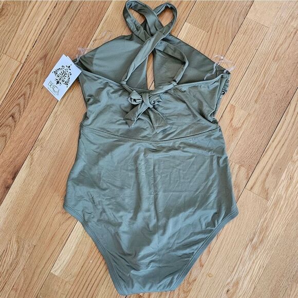 Becca by Rebecca Virtue Fine Line Tessa Crossover High Neck One-Piece Size Small - Picture 8 of 16